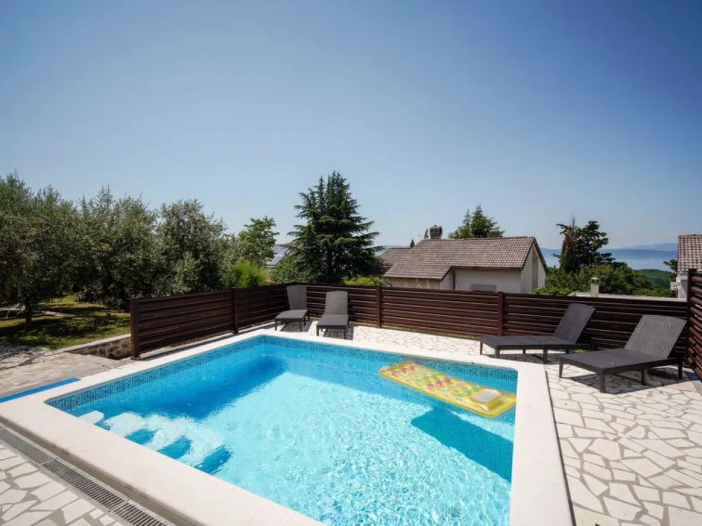 Apartment Albaneze Krk/Njivice