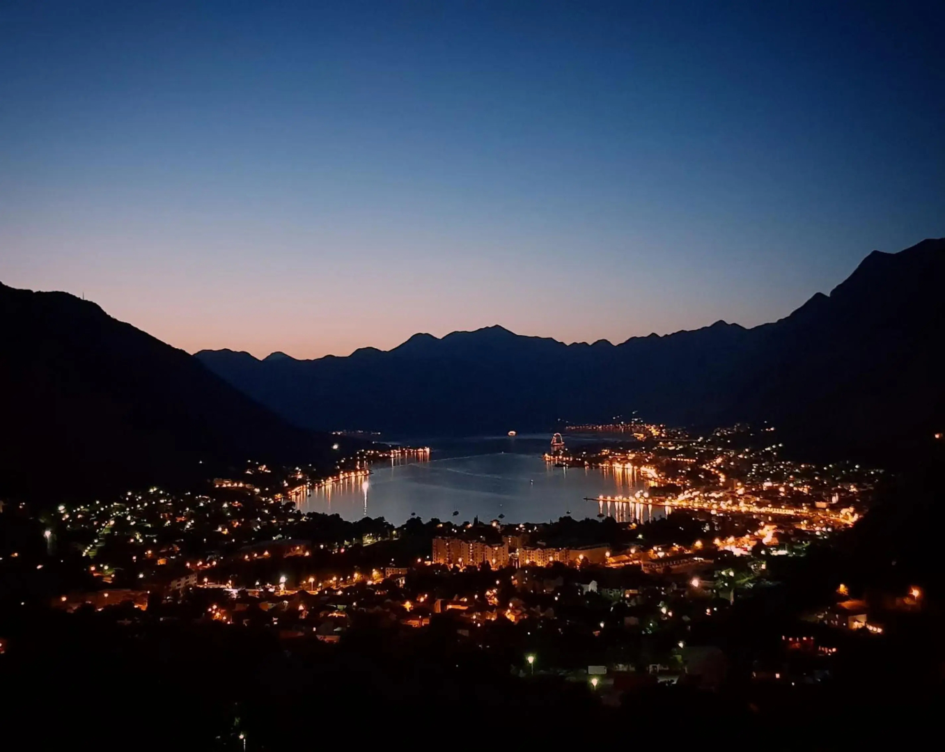 Kotor Bagus - Cozy Boutique Old Town Studio with Seaview Terrace