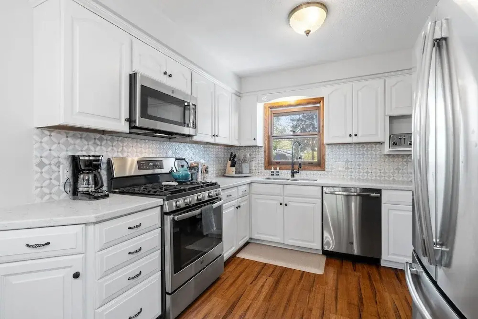 Crystal Lake Clubhouse