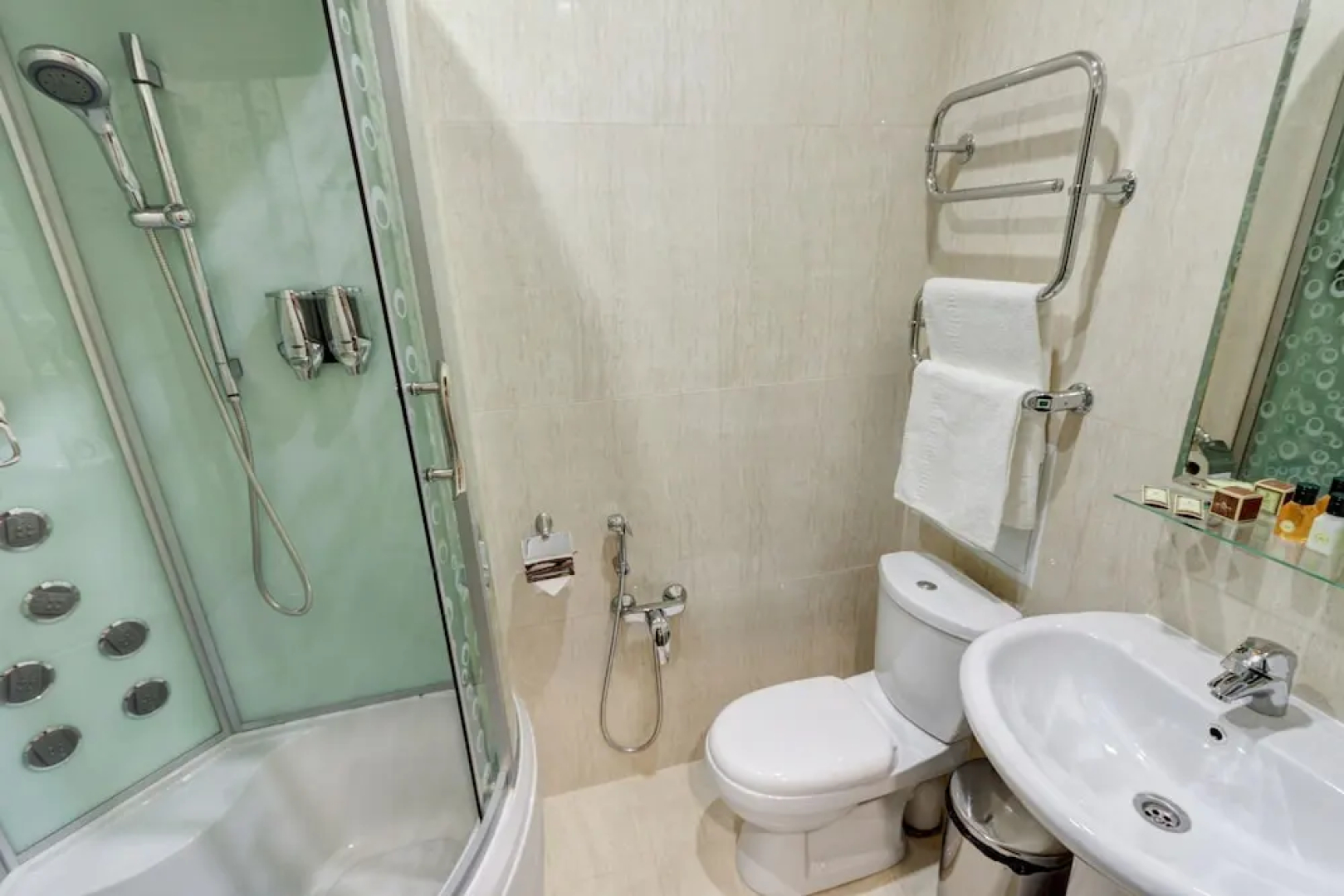 На Смирновской, 25