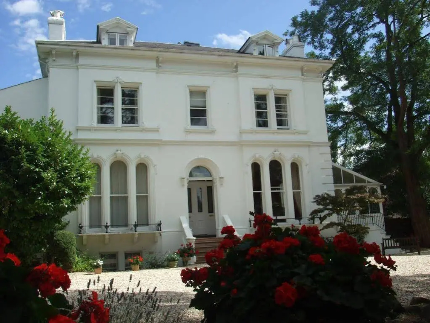 Lypiatt House