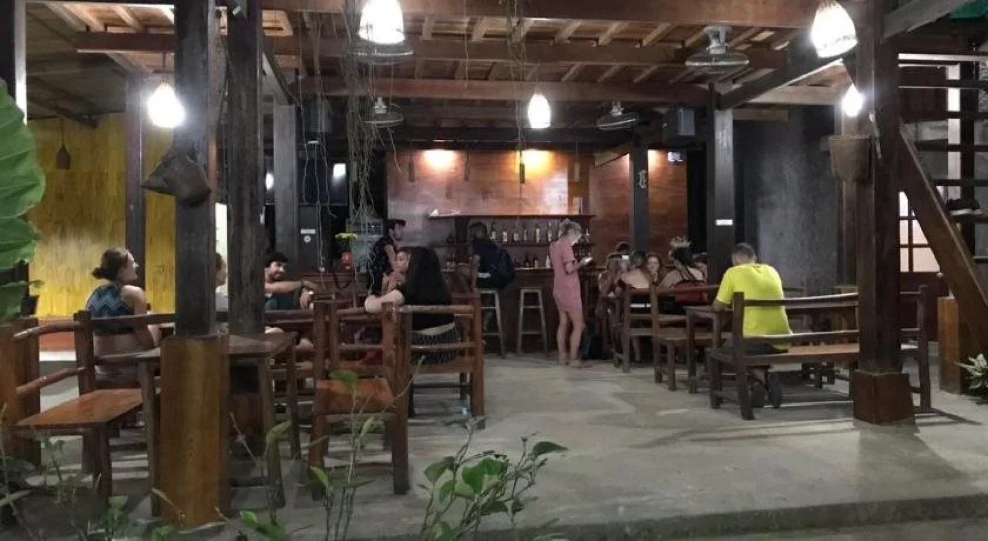 Mai Chau Hostel - Bar Restaurant