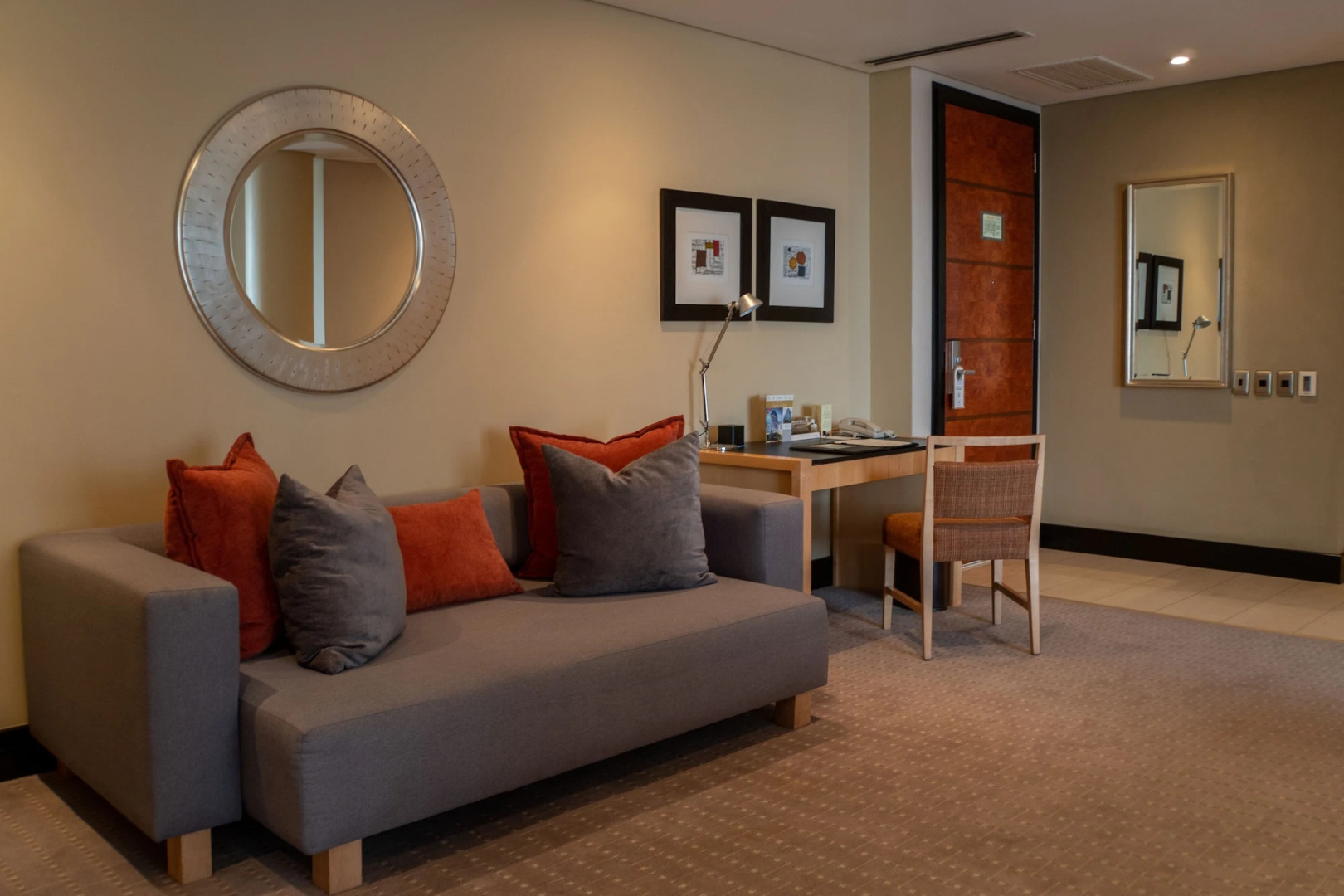 Raphael Penthouse Suites