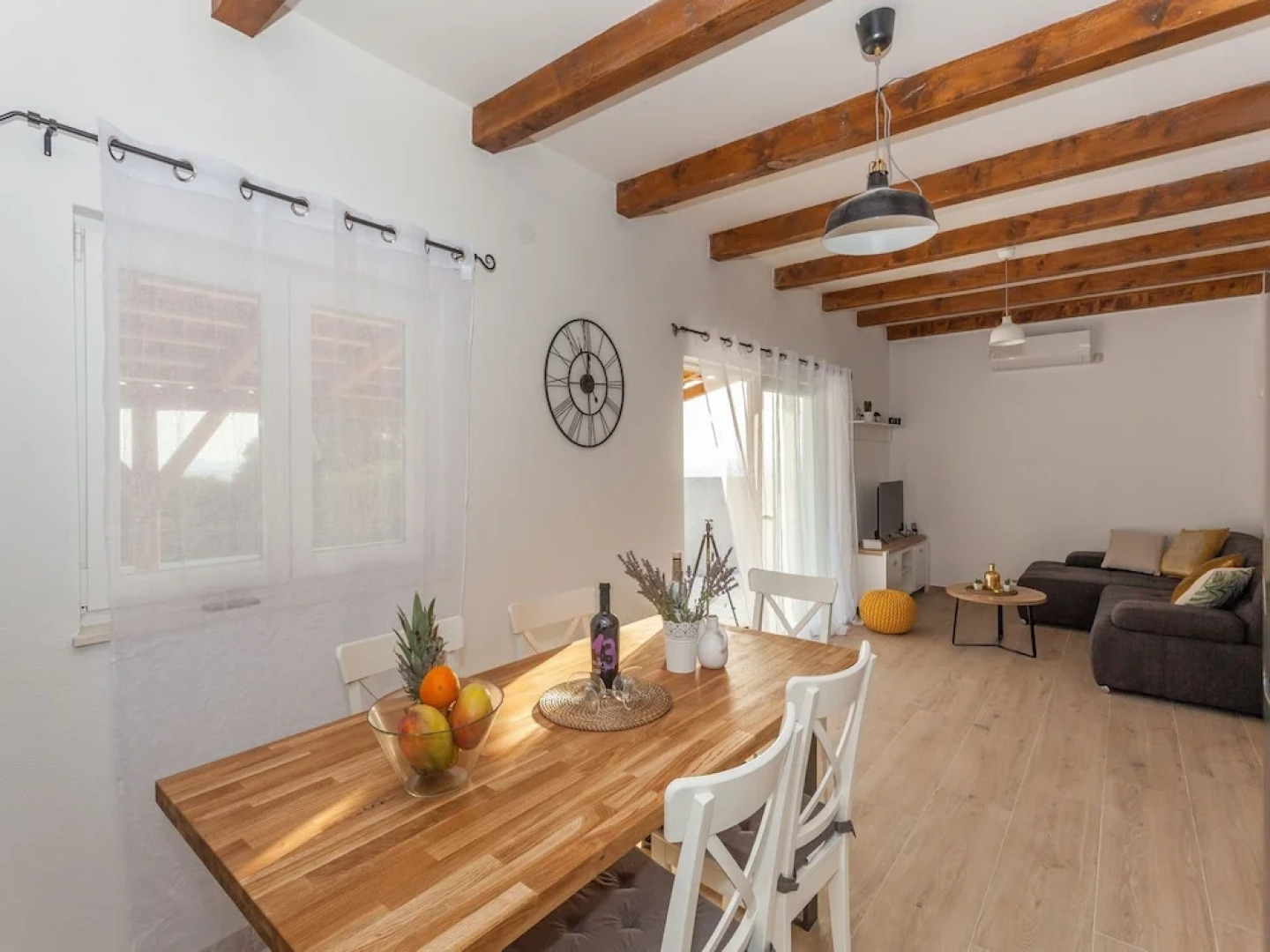 Tranquil Holiday Home in Vrana With Swimming Pool