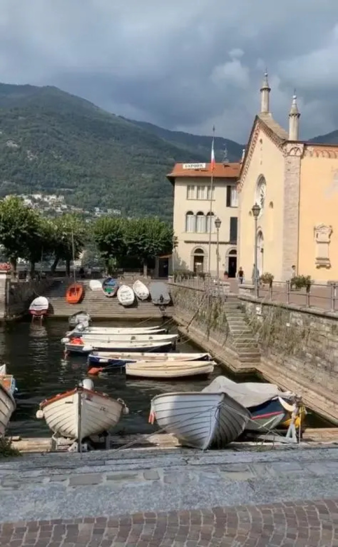 The best View Apartment Torno