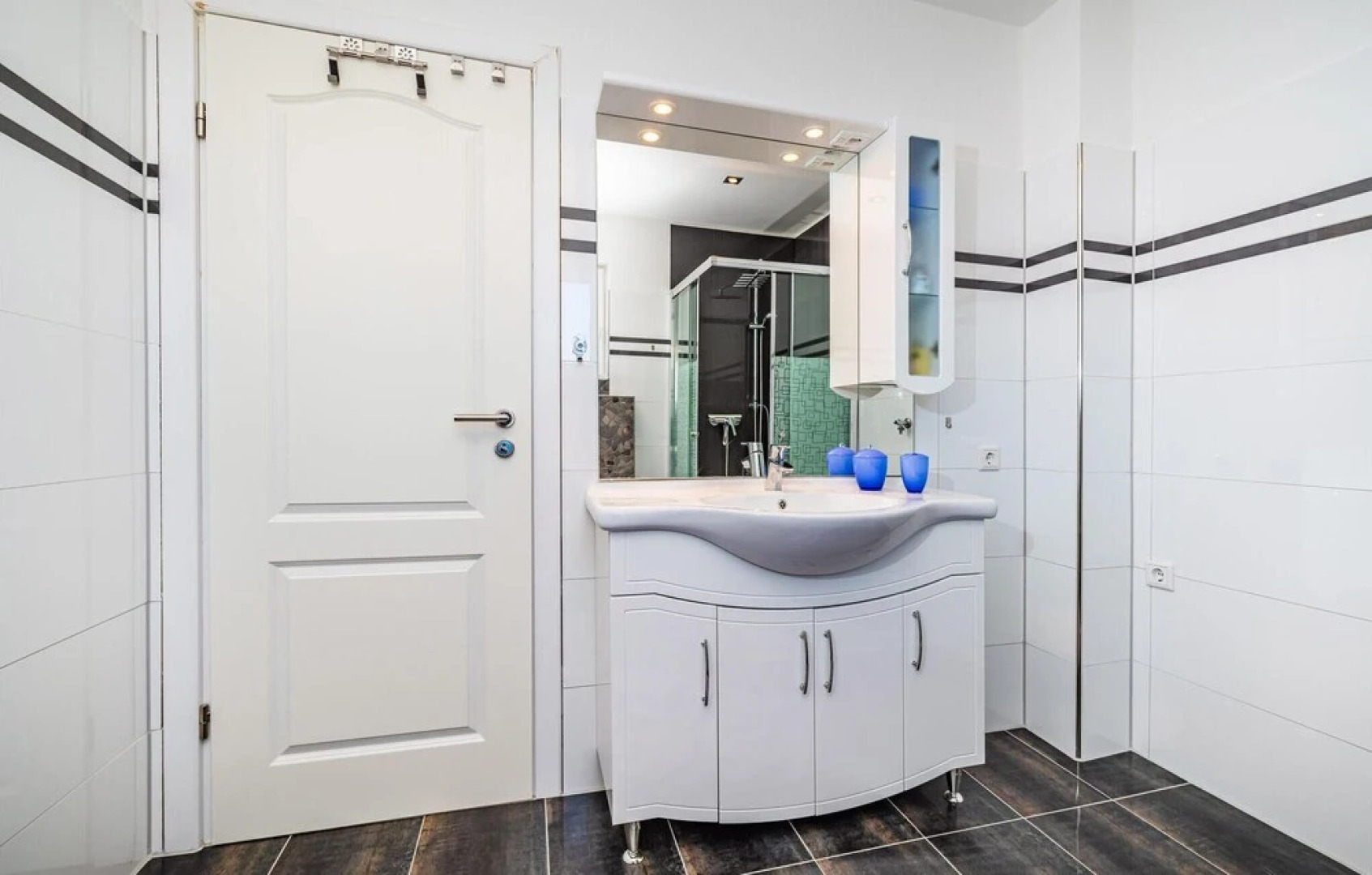 Stunning Apartment in Karin Gornji With Wifi and 2 Bedrooms