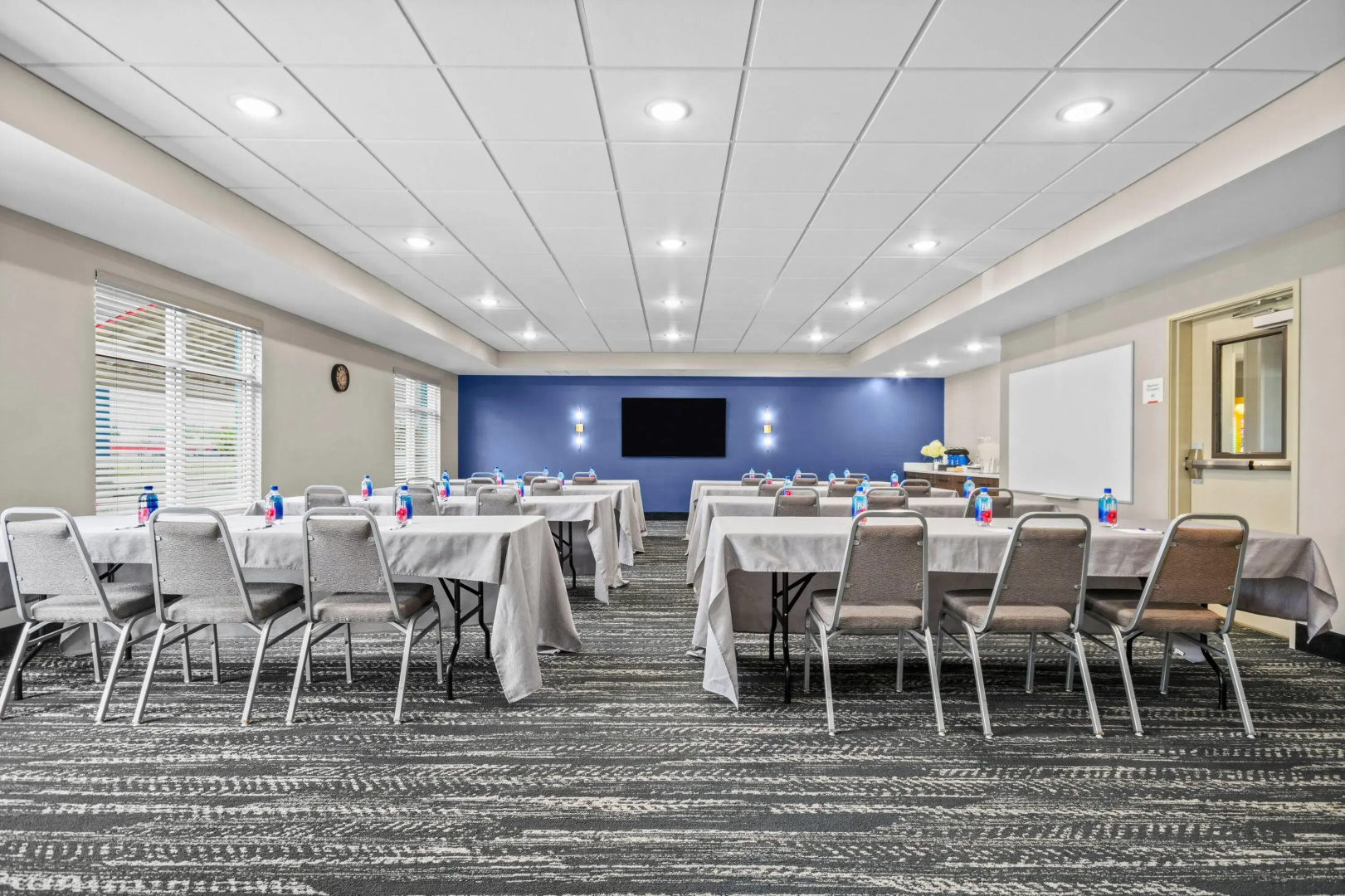 AmericInn by Wyndham International Falls
