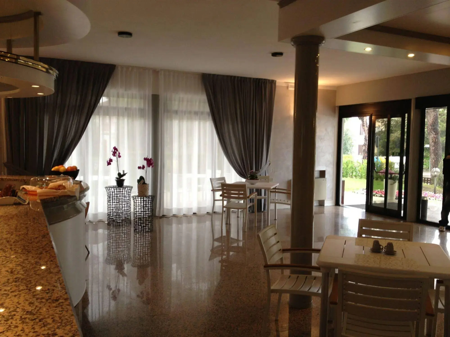 Hotel International