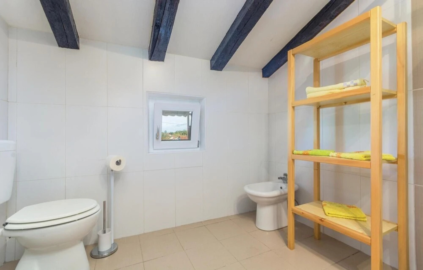 Amazing Home in Kastelir With Wifi and 2 Bedrooms