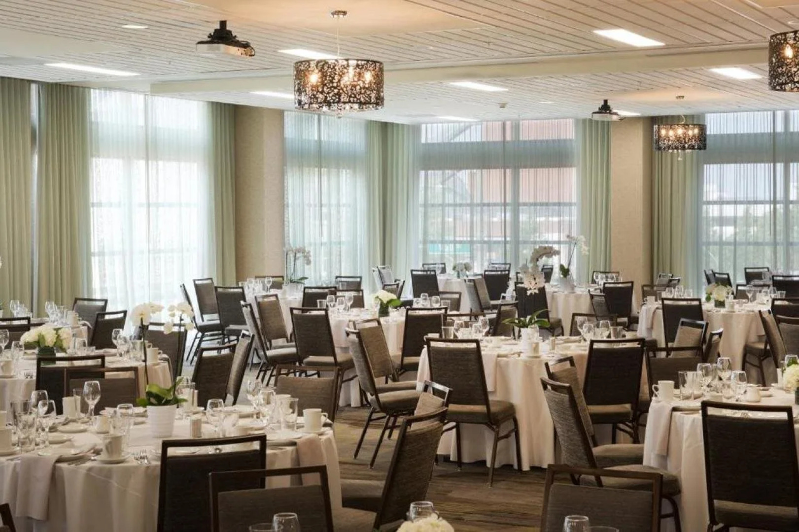 Courtyard by Marriott Seattle Everett Downtown