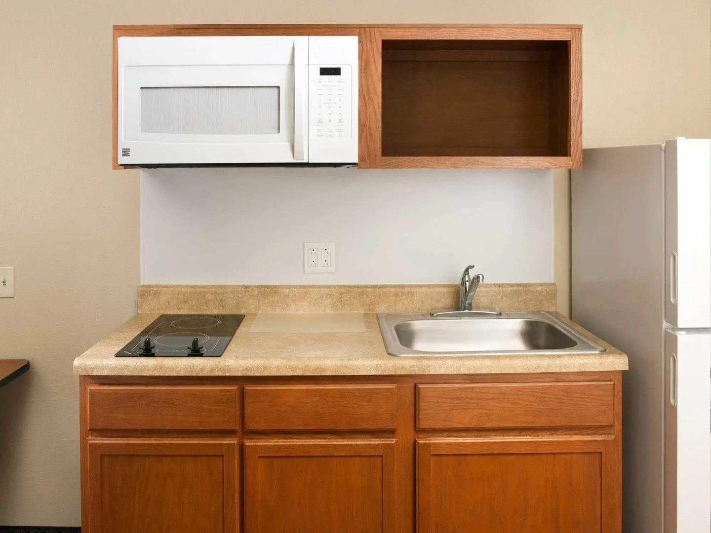 Extended Stay America Select Suites - Akron - South