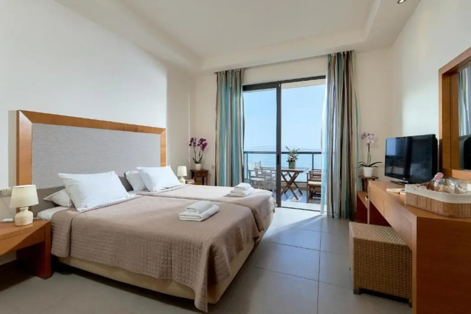 Kritzas Beach Bungalows