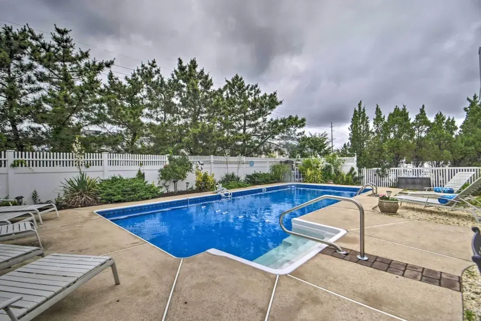 Cozy Mantoloking Home in Private Beach Association