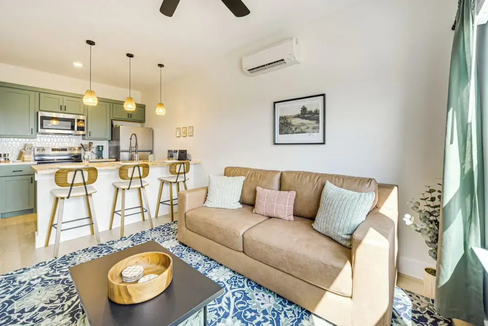 7 Mi to Dtwn Dripping Springs: Home w/ Views!