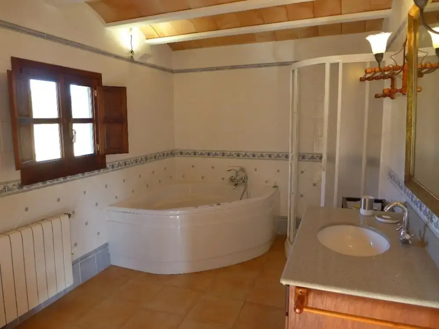 Mansion in San Rafael With Pool & Beach