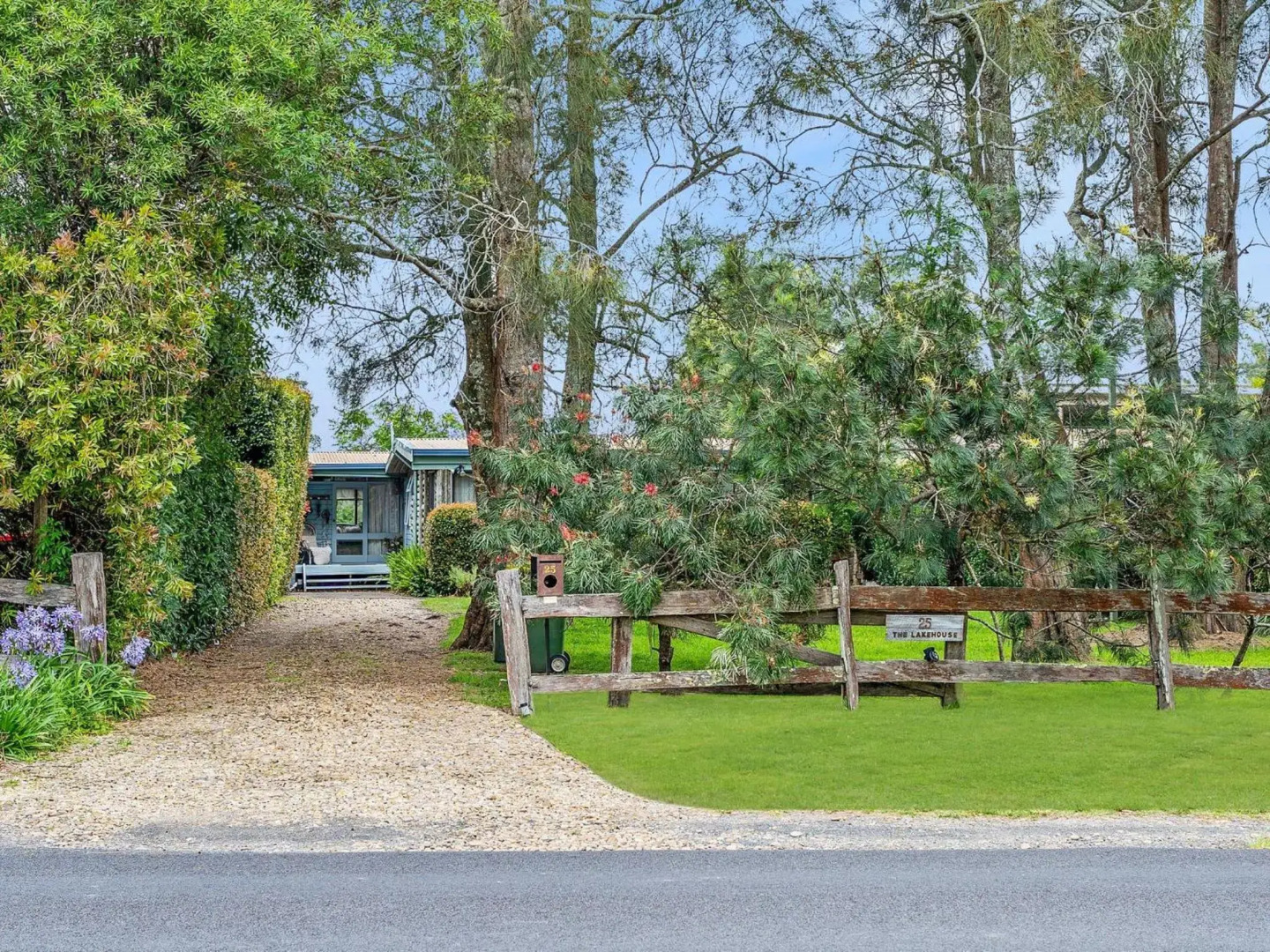 The Lake House at Erowal Bay 4pm Check Out Sundays