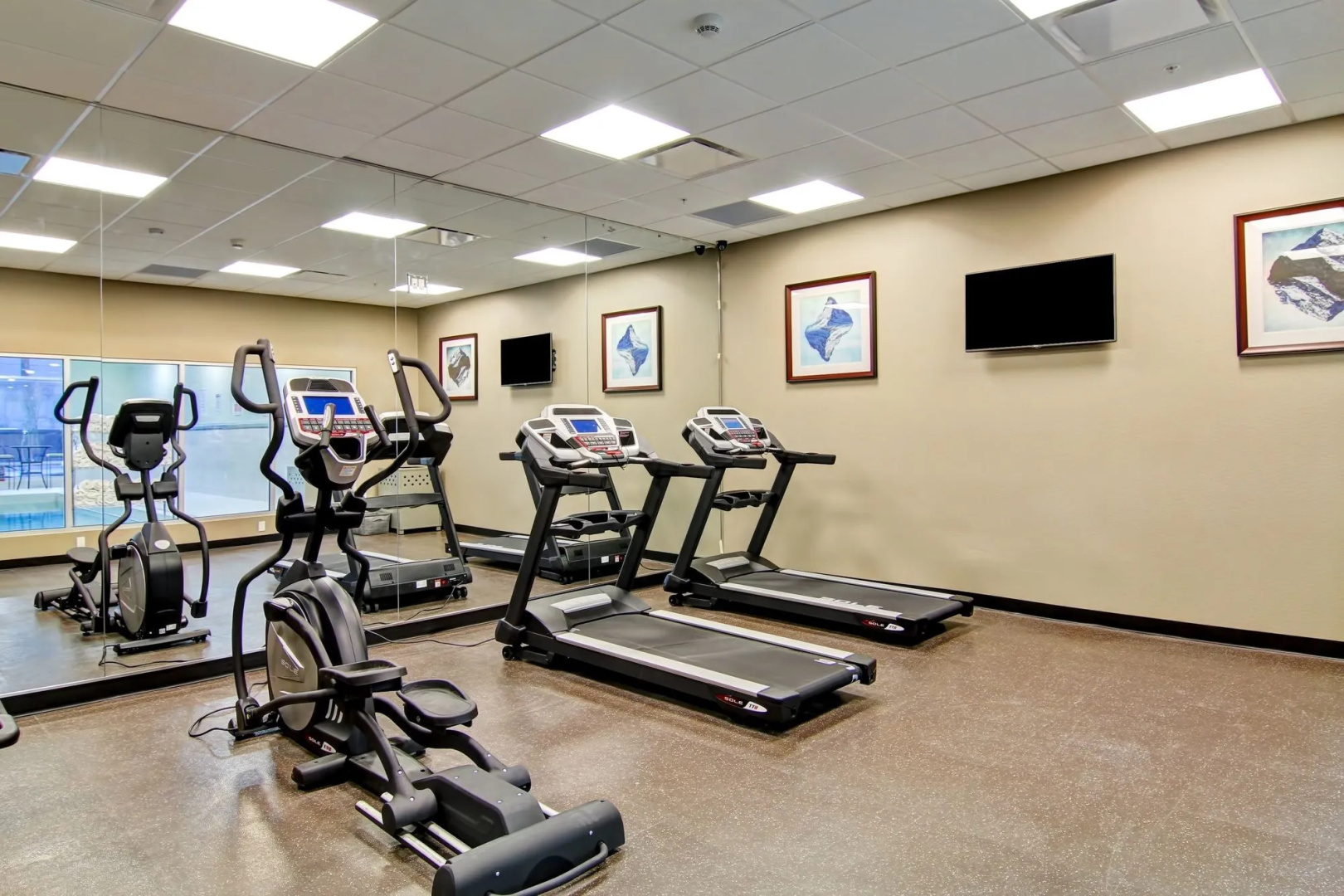 Holiday Inn Express & Suites Oshawa Downtown - Toronto Area by IHG