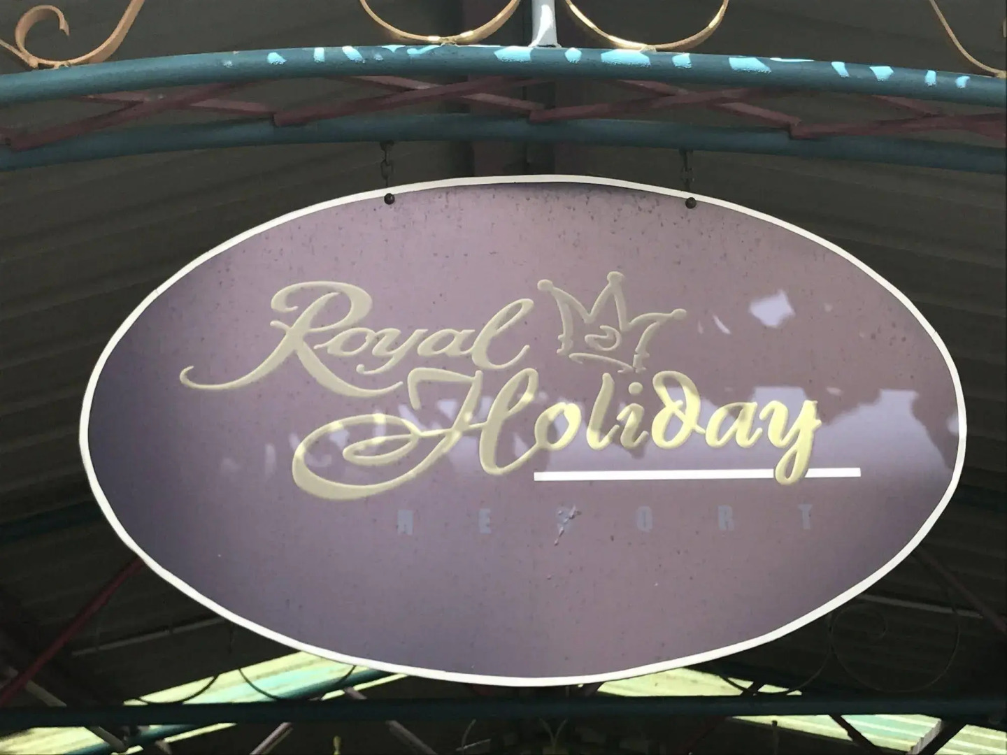 Royal Holiday Resort