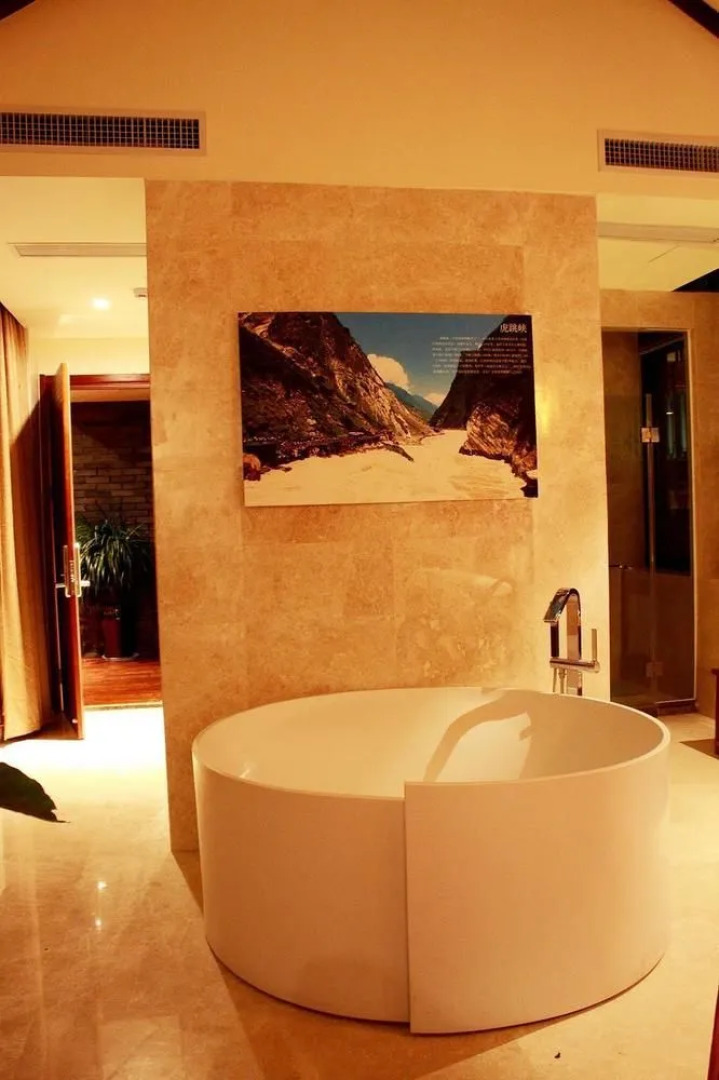 Lijiang Yongli Five Yard