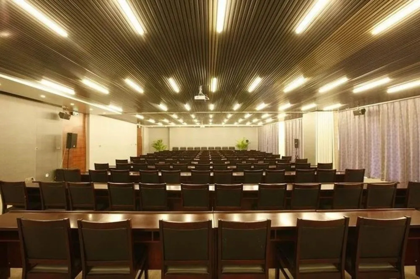 Expo Garden Resort Hotel