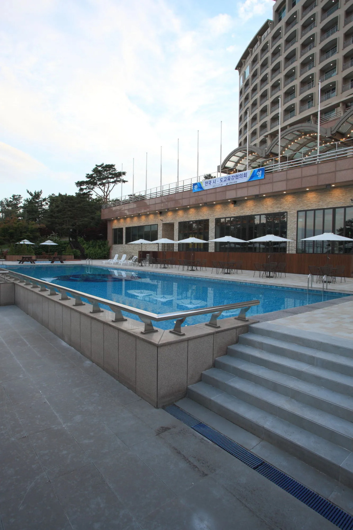 Hotel Maremons