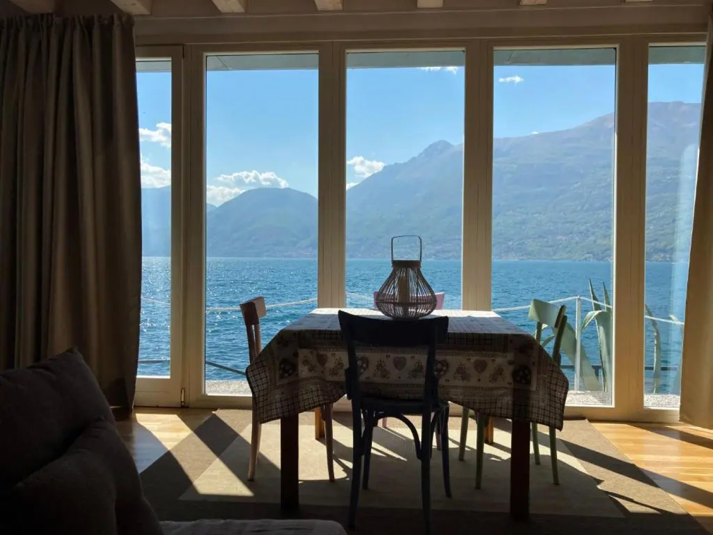 Unique waterfront private house at Como lake