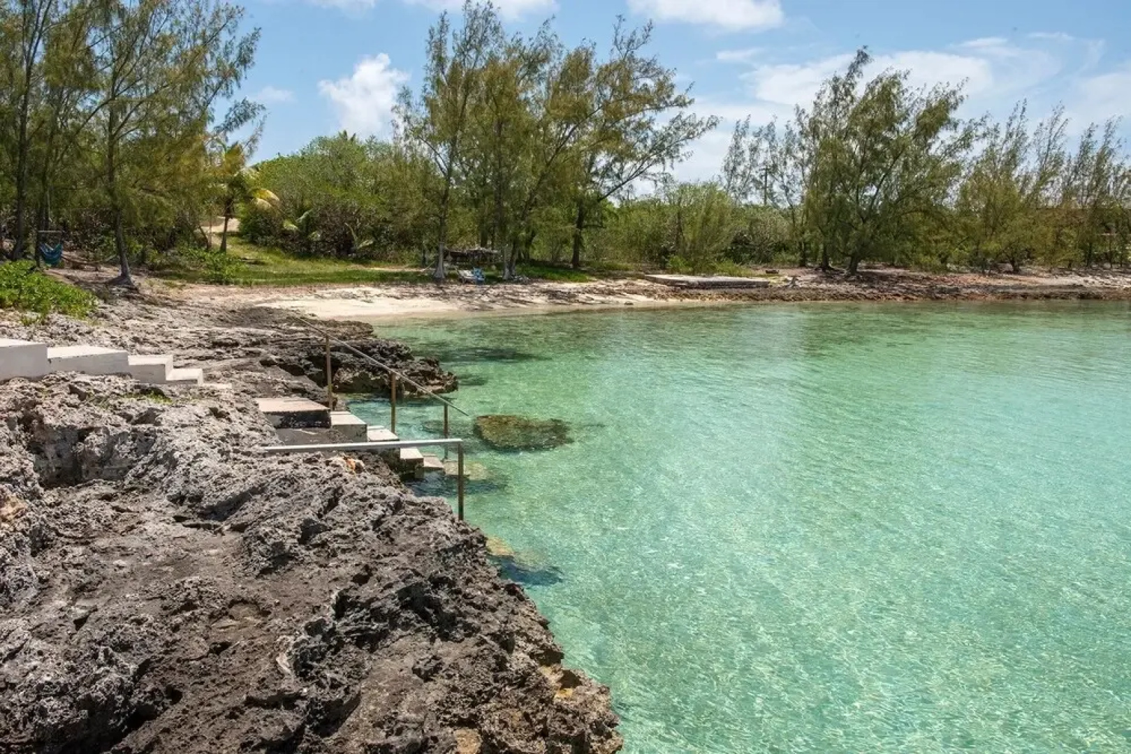 Touch Of Class Cottage - A Caribbean Beachfront Cottage 2 Bedroom Cottage