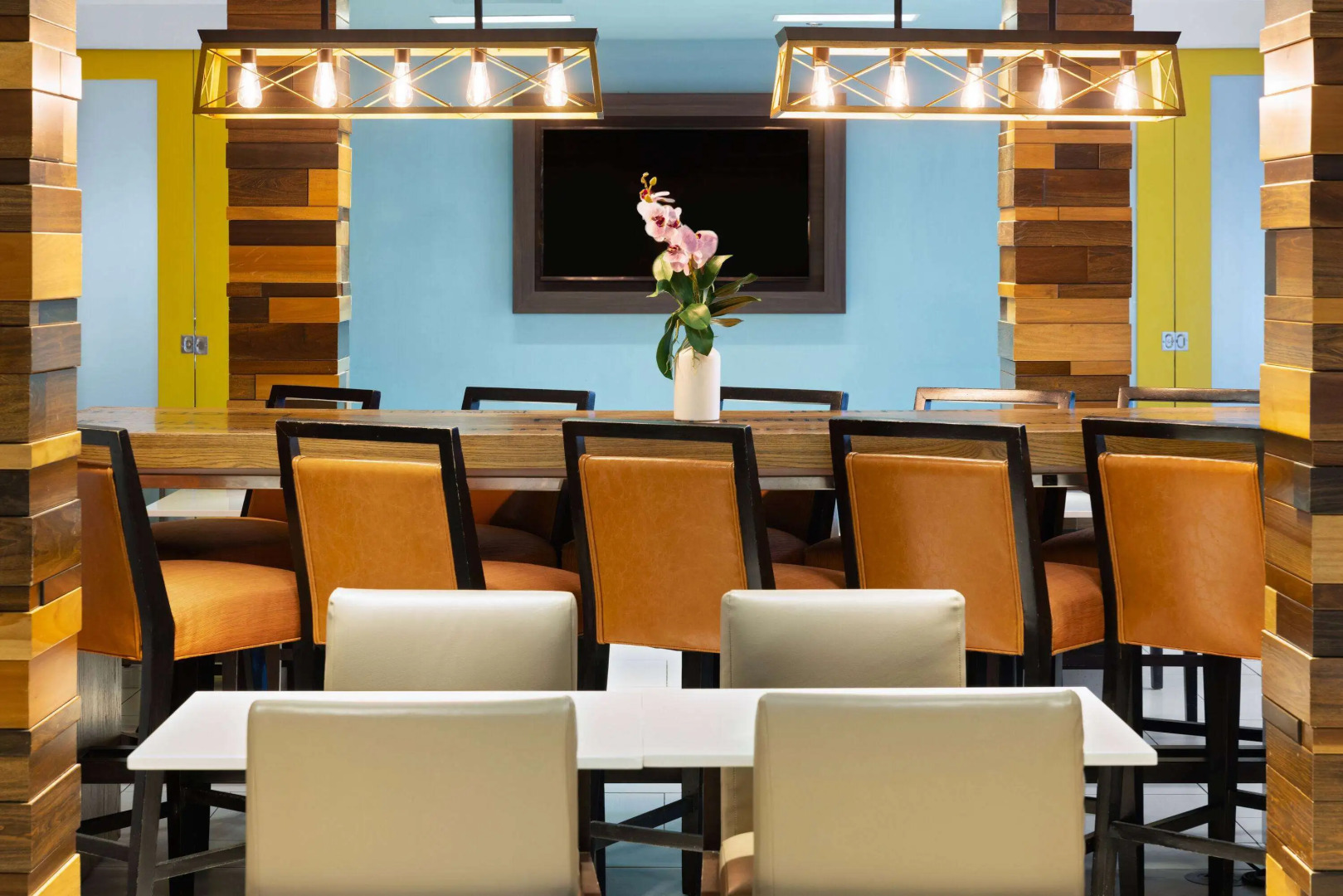 La Quinta Inn & Suites by Wyndham Atlanta Airport North