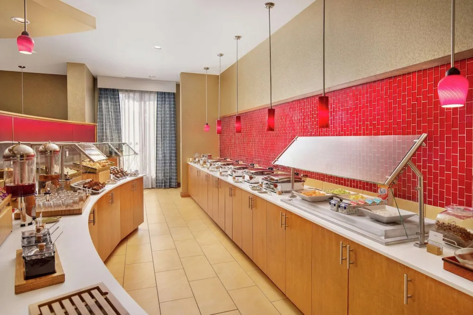 DoubleTree by Hilton Richmond Airport