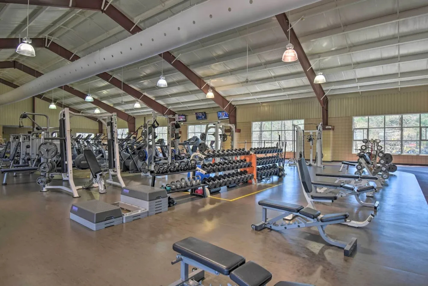 Fire Pit & Grill: Tranquil Retreat in Hot Springs