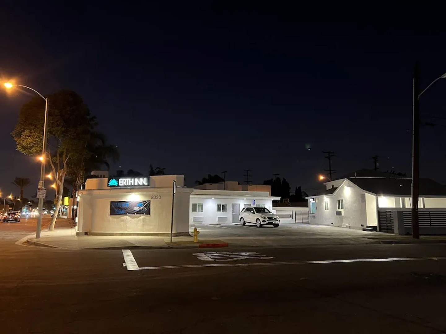 ERTH INN – Bell Gardens, California