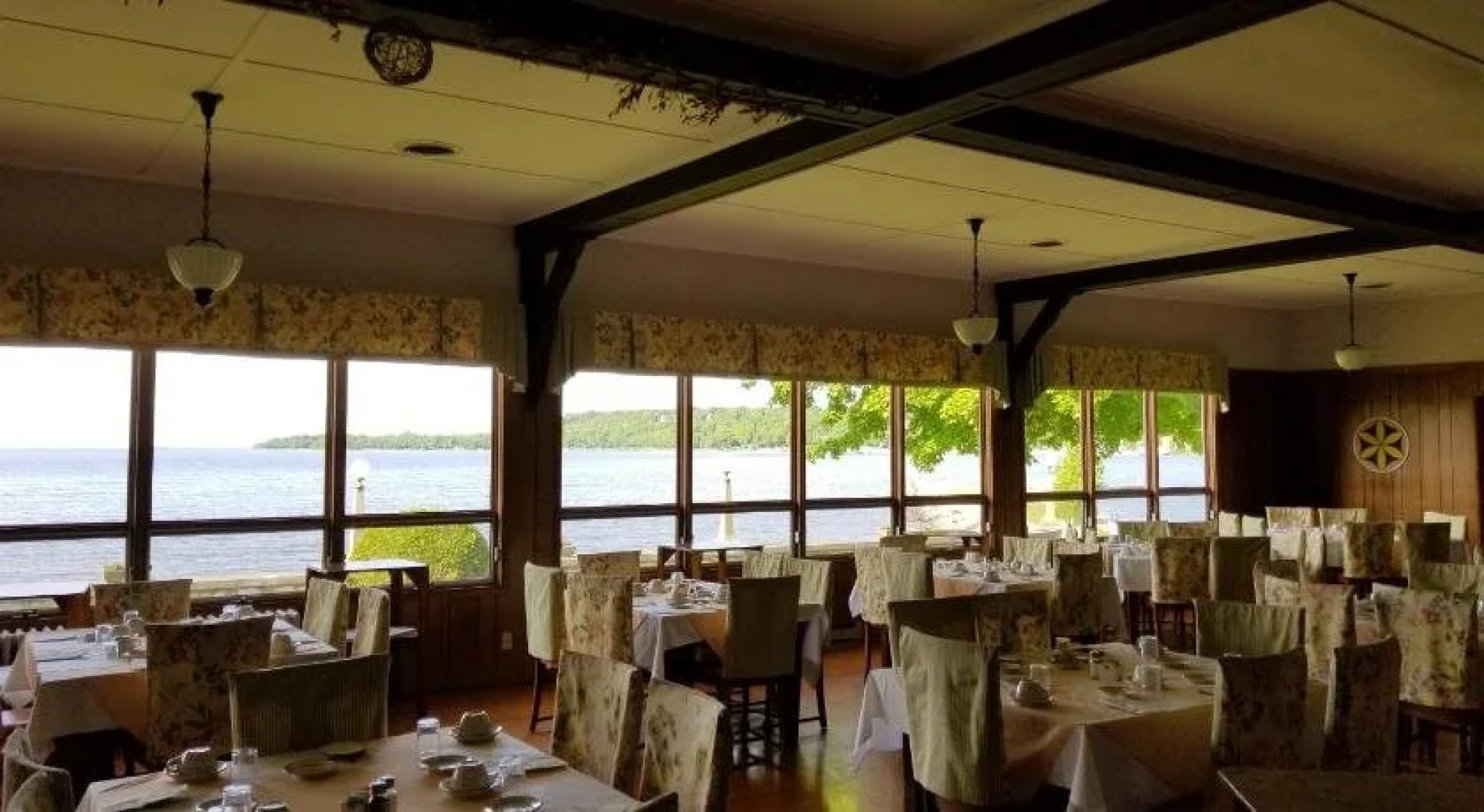 Alpine Resort & Golf