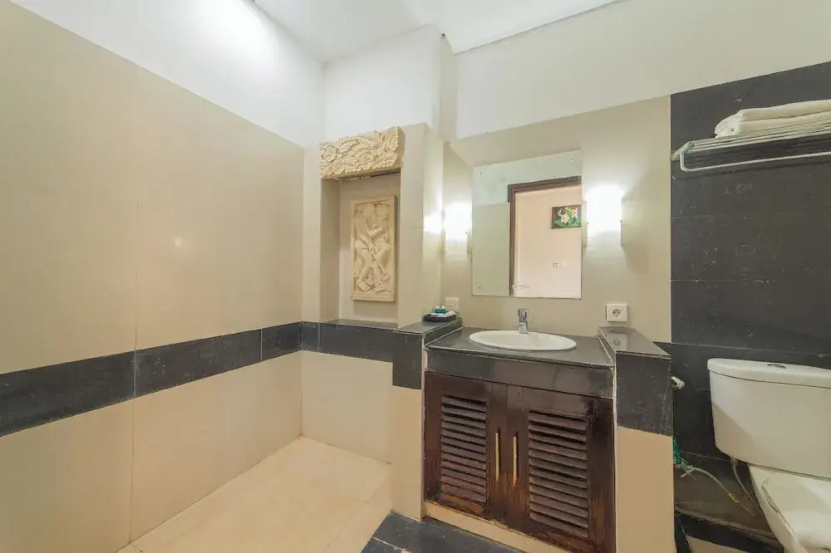 Nirmala Hotel & Bungalow Jimbaran