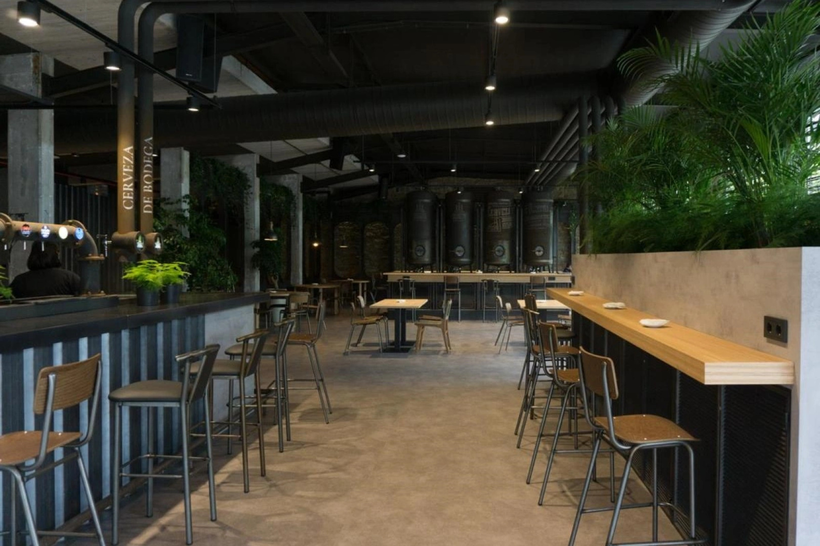 Hostel Monte Do Gozo