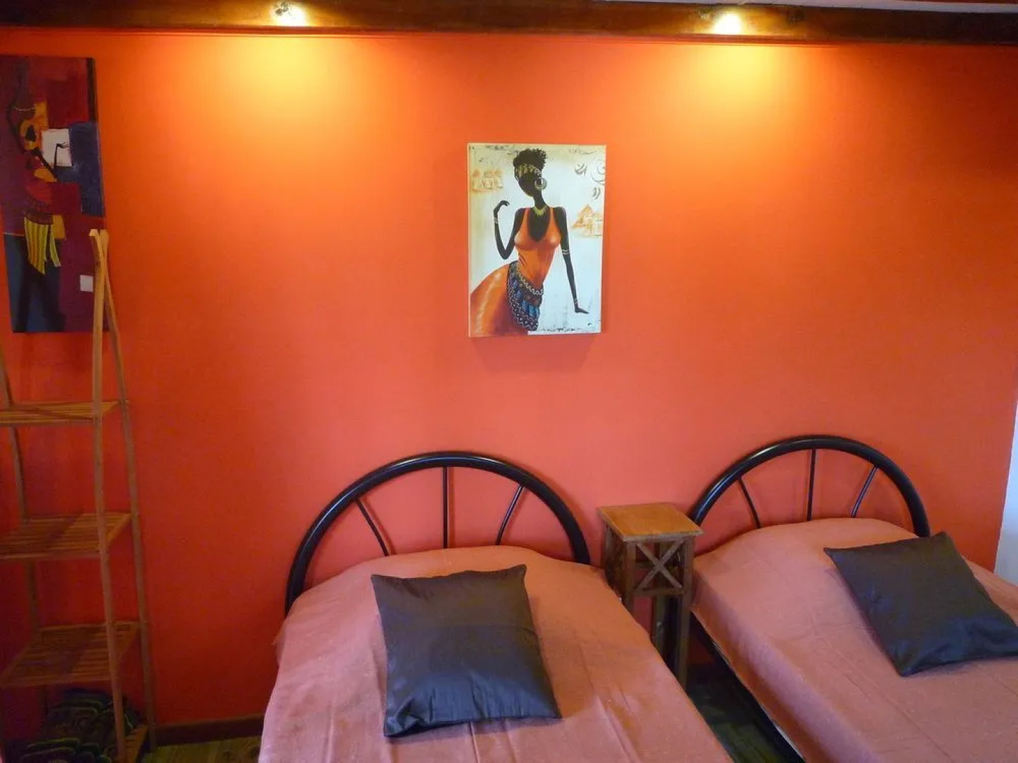 Tour du Monde, Gîte Des Voyageurs