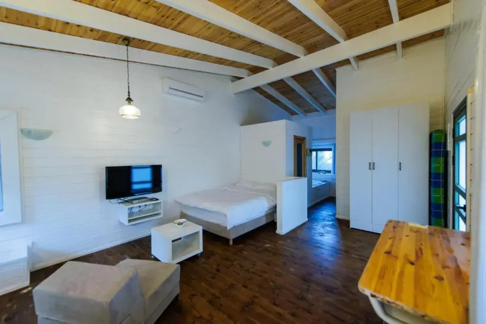 Somewhere - Chalets in the Arava