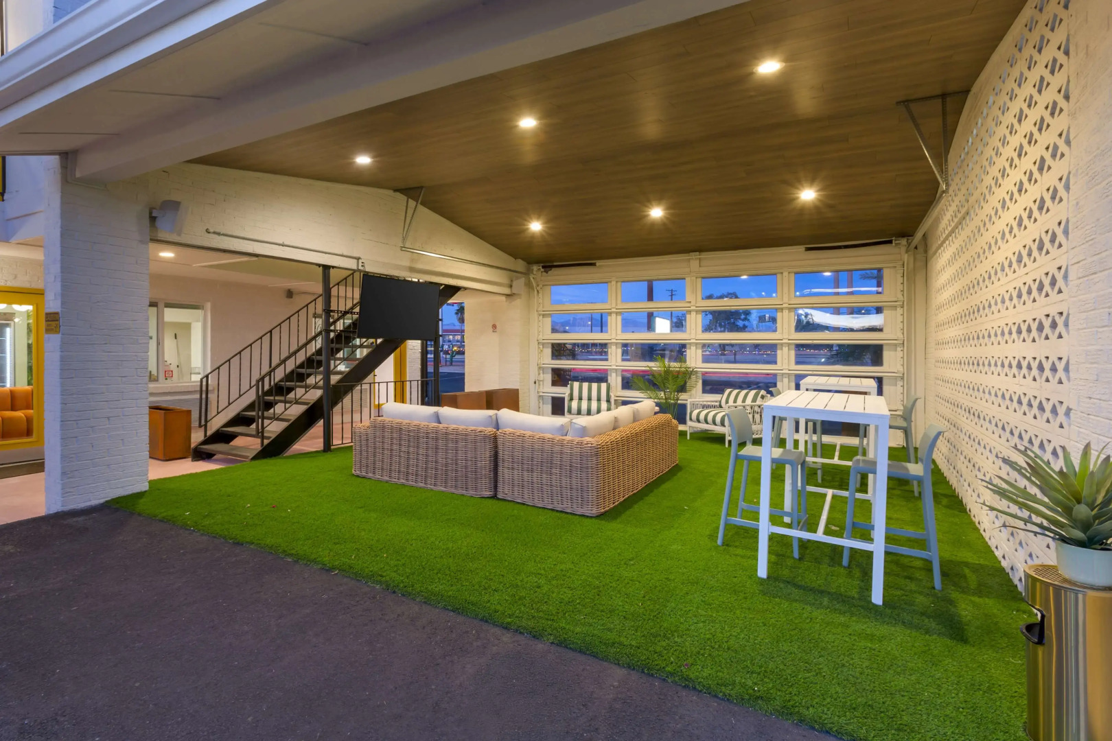 The Kennedy Hotel Tucson Surestay Collection By Best Western