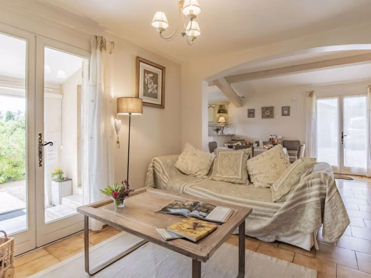 House Les Iris Roussillon