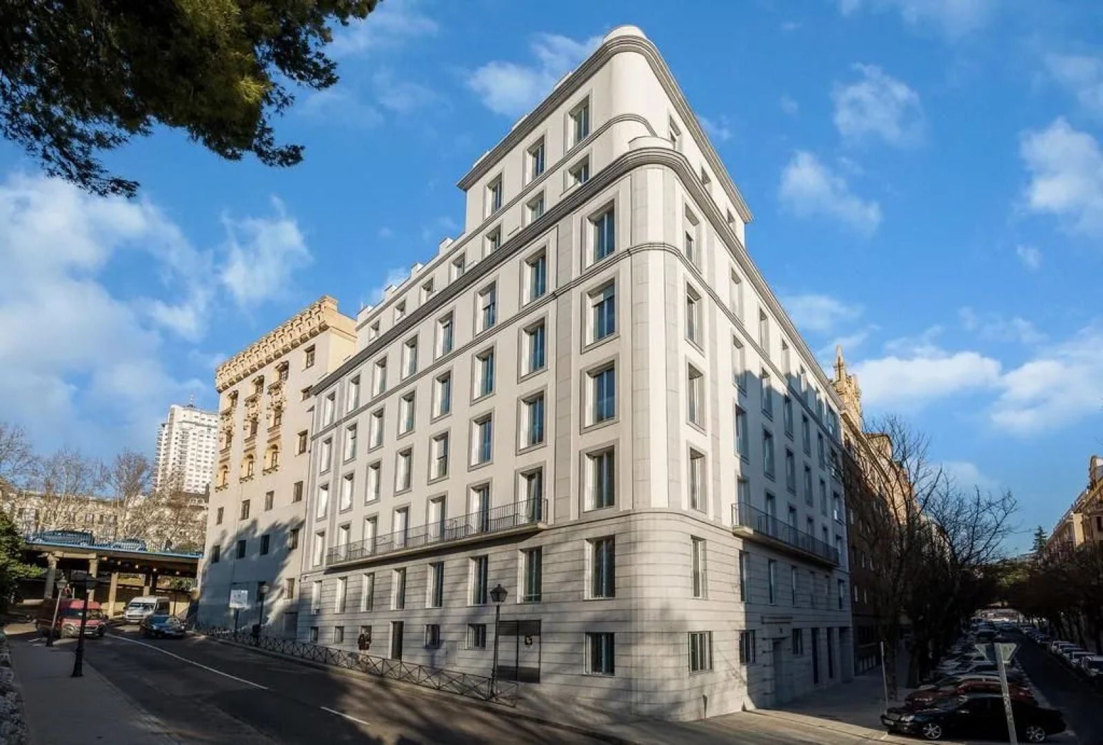 Plaza de España Skyline
