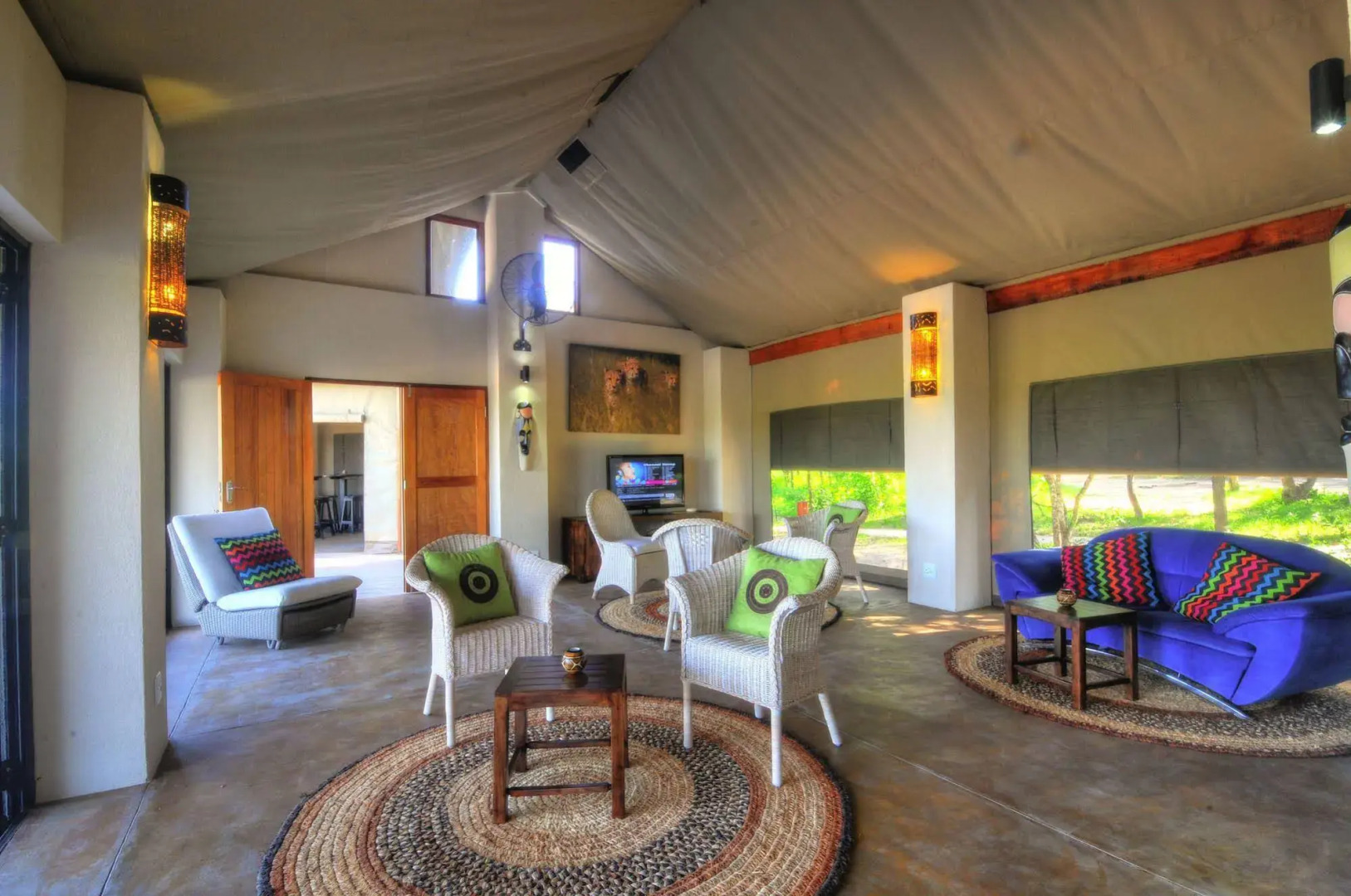 Cheetah Paw Eco Lodge