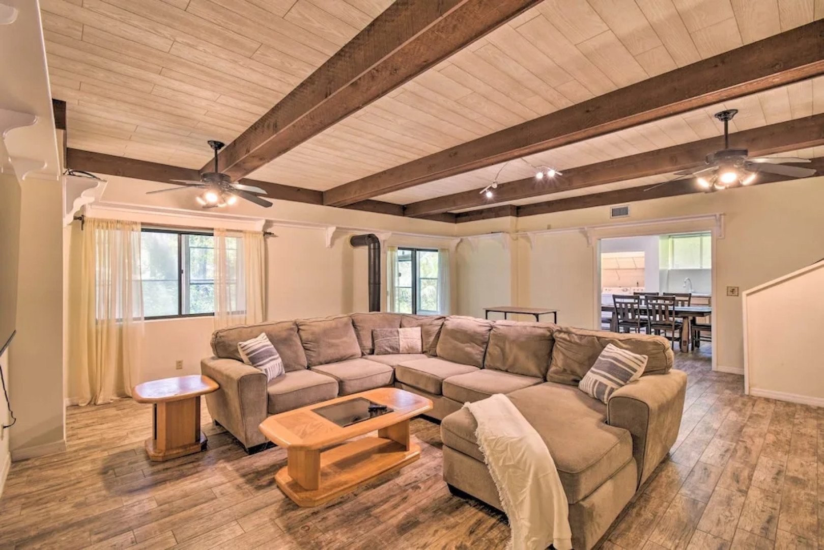 Jacksonville Home on 1 Acre ~ 6 Mi to Beach!