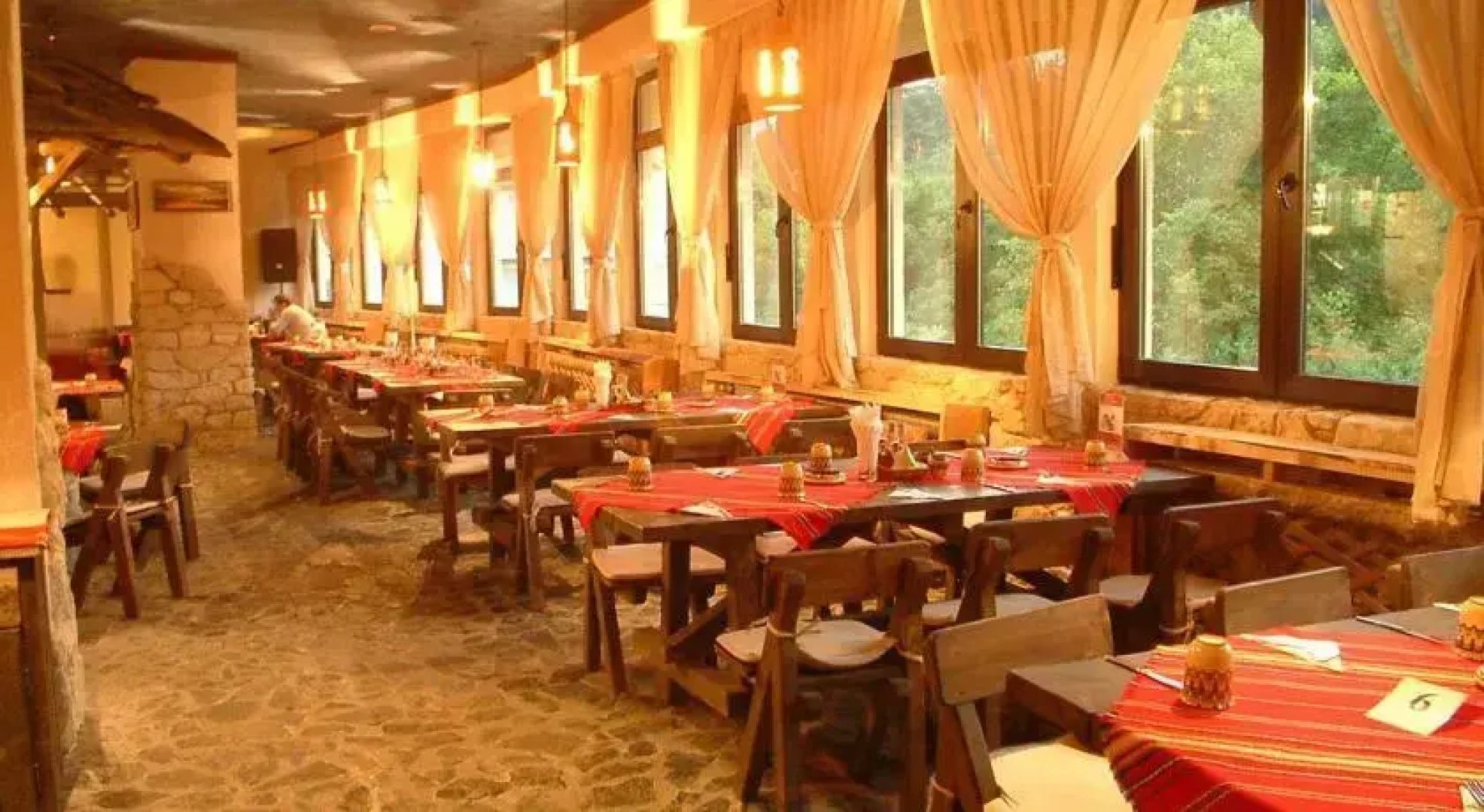 Troyan Plaza Hotel