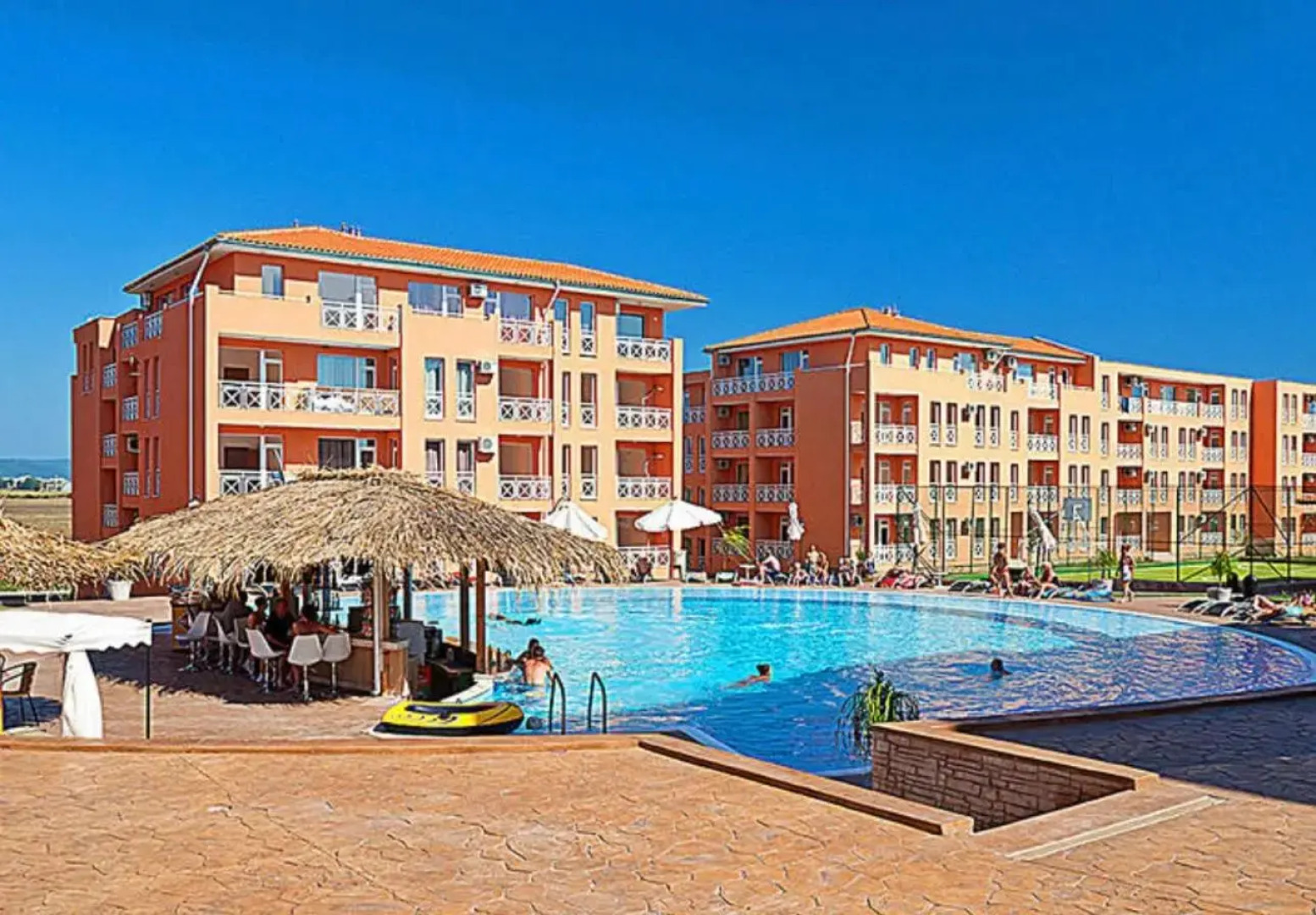 Sunny Day 6 Apartment