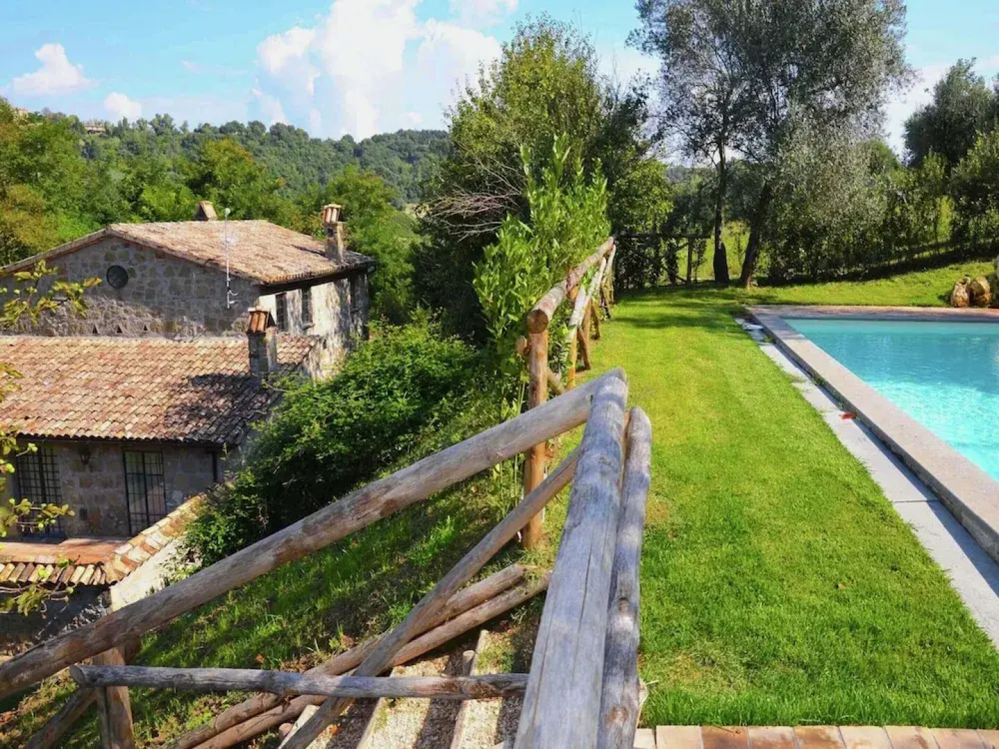 Villa in Rome With Pool & Garden