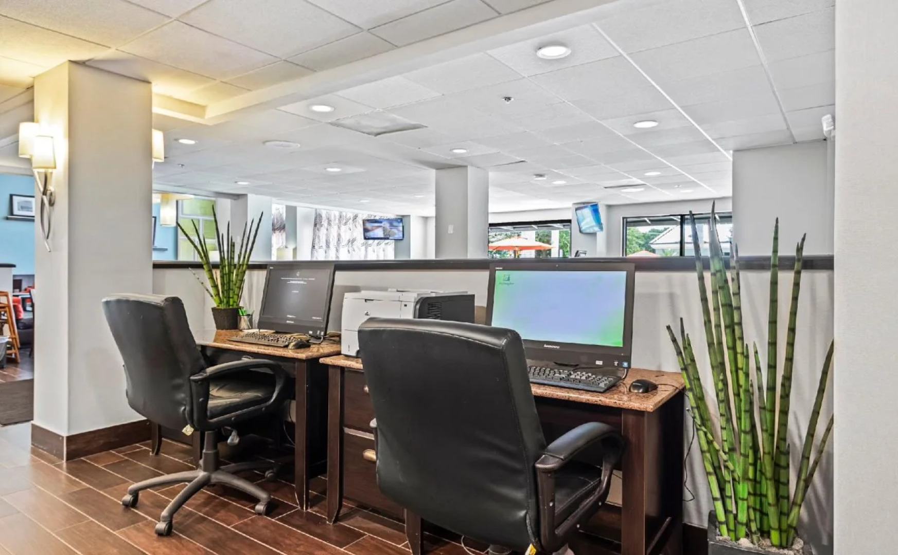 Holiday Inn St. Petersburg West by IHG