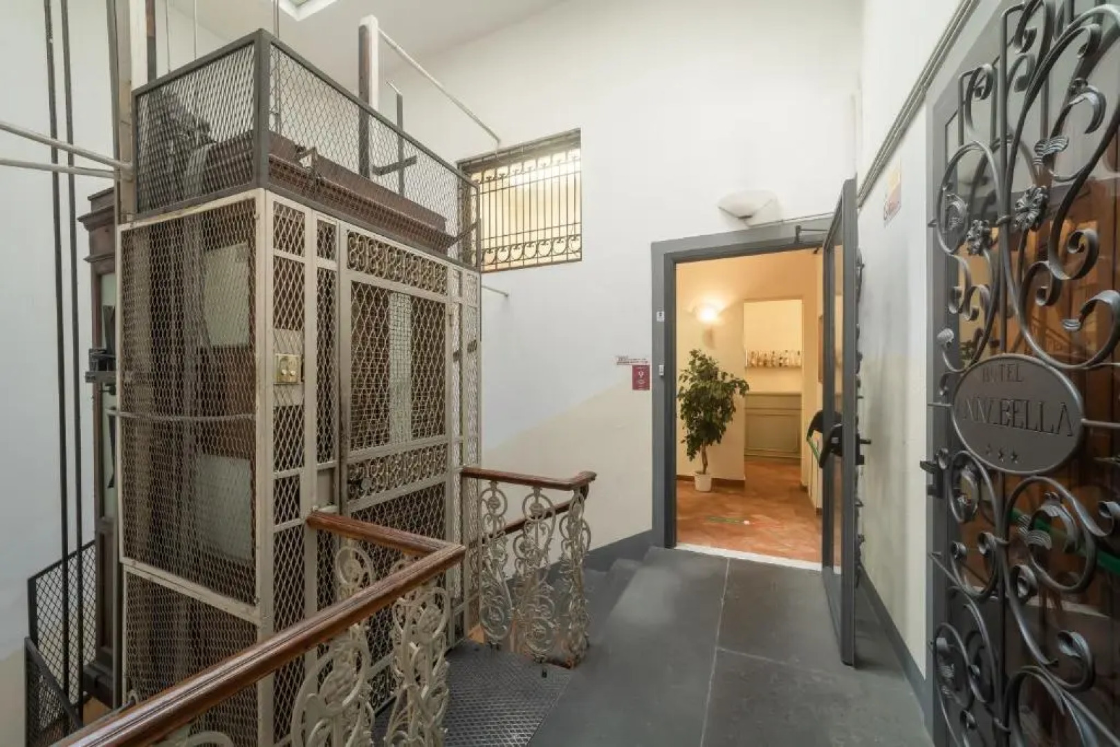 Hotel Annabella Roof Terrace