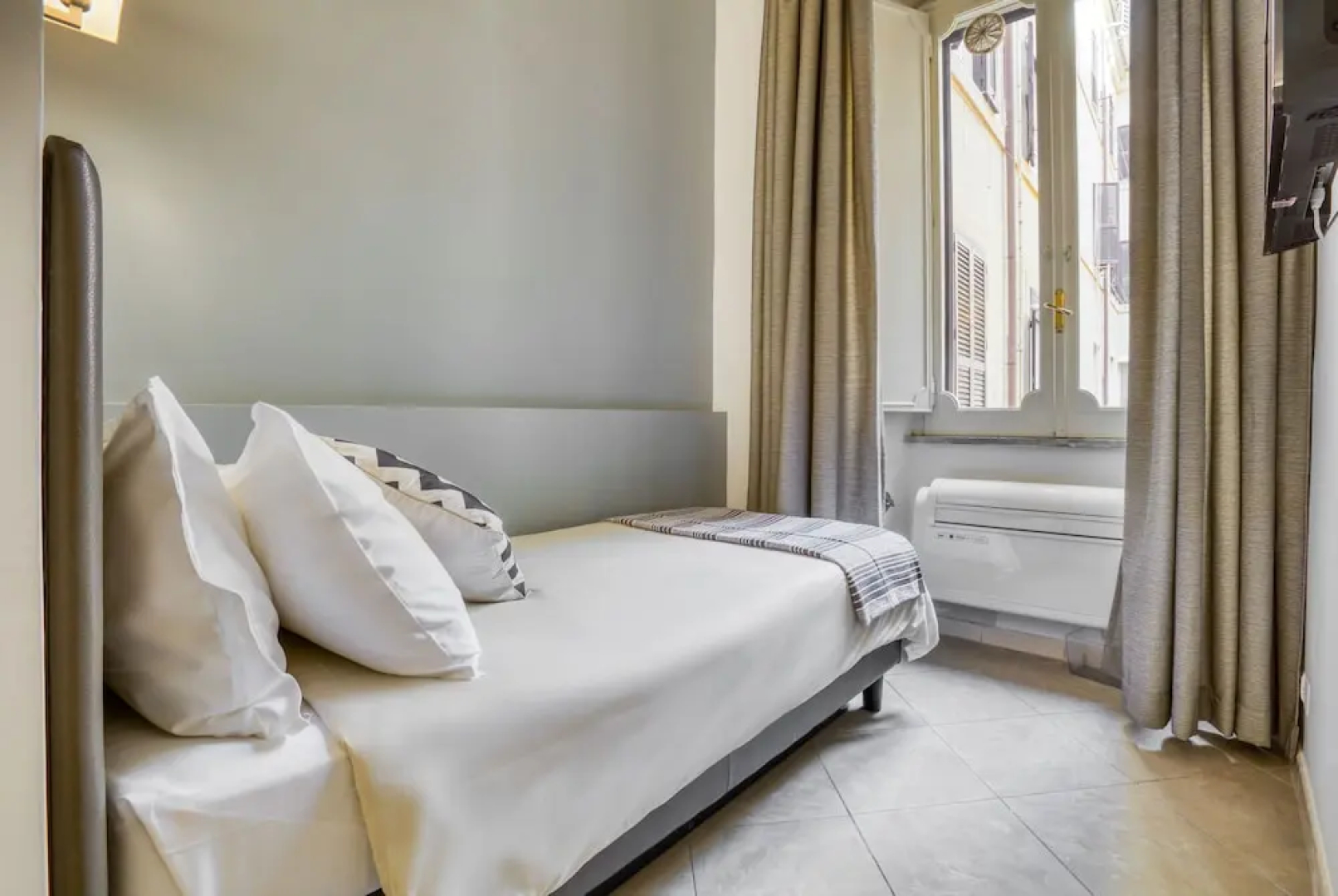Ada Rooms