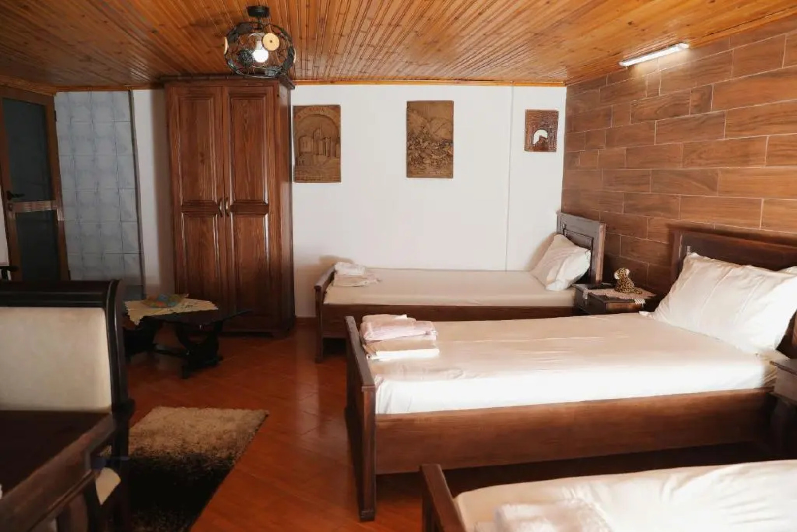 Guesthouse Alvaro Kadiu