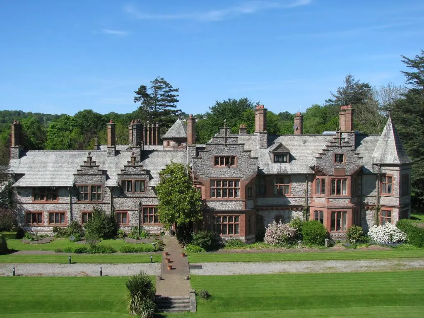 Caer Rhun Hall Hotel