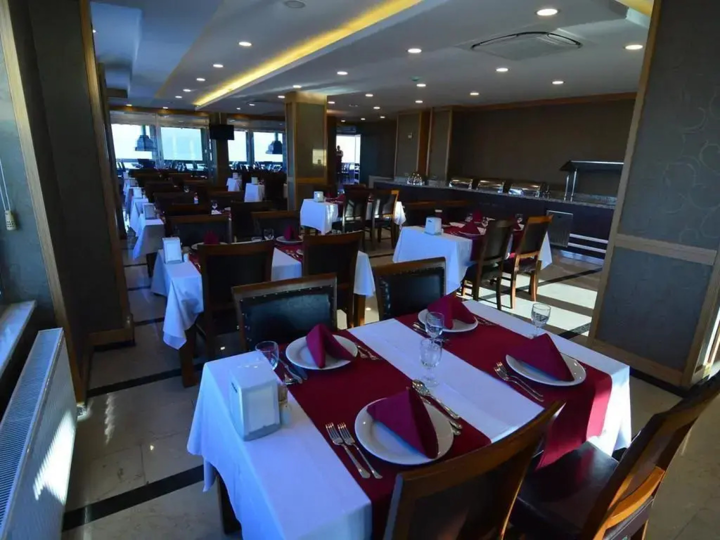 Tasar Royal Hotel